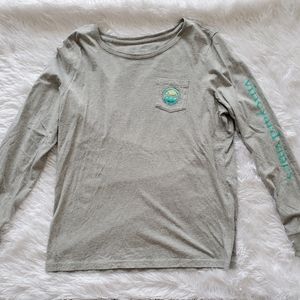 Vineyard Vines gray top